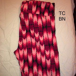 LULAROE LEGGINGS - TC VINTAGE HEARTS new